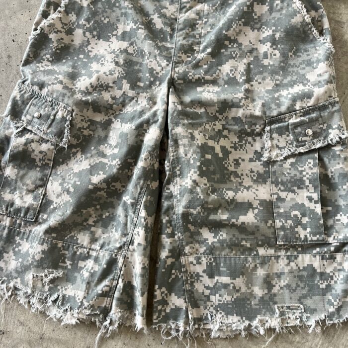 Xixbrand digital camo distressed shorts  IMG_2223